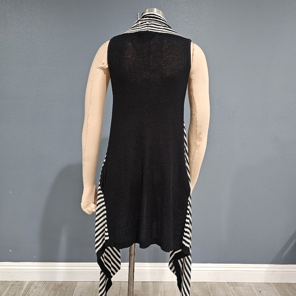 BCBG MAXAZRIA Women Sleeveless Black White Striped Open Duster Knit Cardigan M - Picture 2 of 8